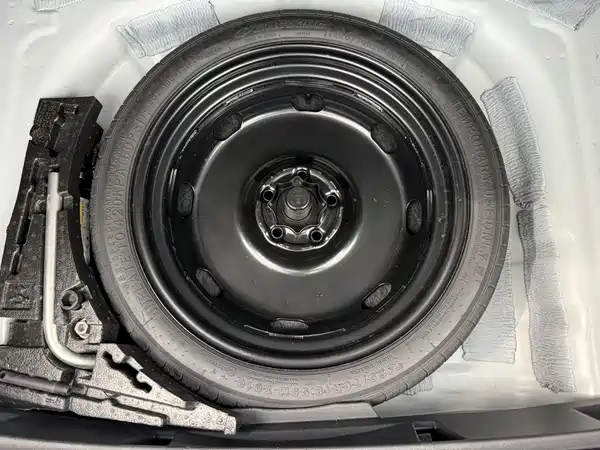 Audi A3 2023, фото 19