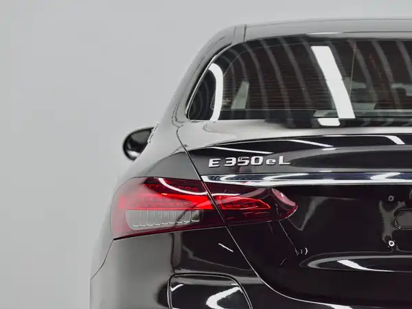 Mercedes-Benz E-Class PHEV 2022, фото 41