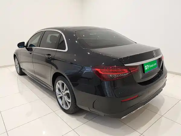Mercedes-Benz E-Class 2022, фото 22