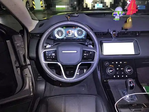 Land Rover Range Rover Evoque 2023, фото 6