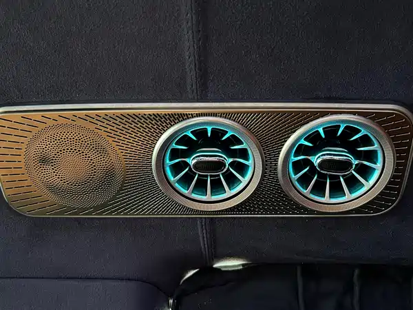 Mercedes-Benz V-Class 2022, фото 17