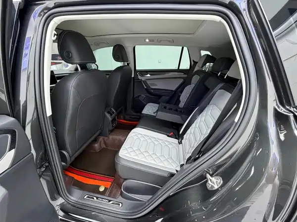 Volkswagen Tayron 2023, фото 14