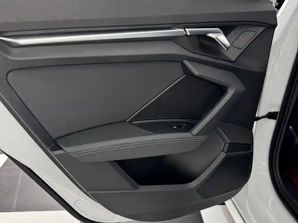 Audi A3 2022, фото 9