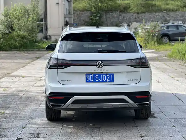 Volkswagen Tayron 2023, фото 3