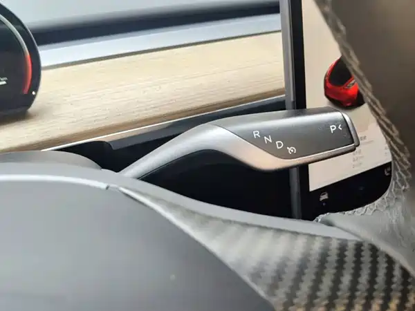 Tesla Model Y 2022, фото 13