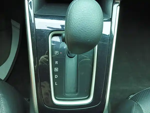 Nissan Sylphy 2022, фото 16
