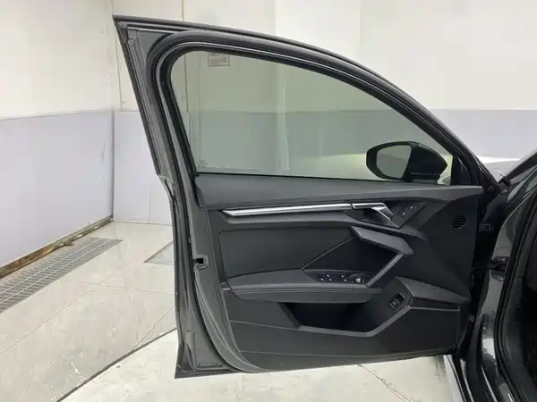 Audi A3 2024, фото 16