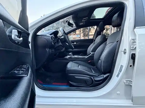 Kia K3 2023, фото 10