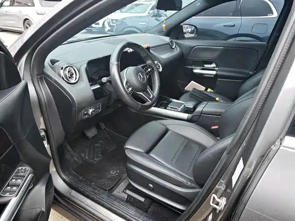Mercedes-Benz EQA 2023, фото 9