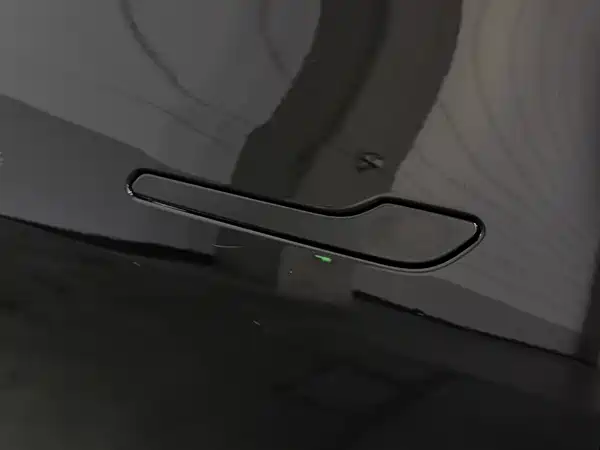 Tesla Model Y 2022, фото 18