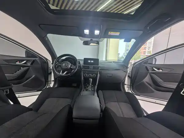 Mazda CX-4 2021, фото 15