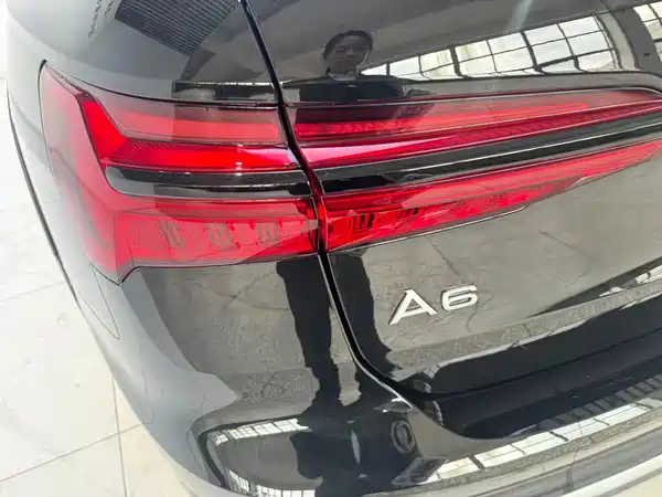 Audi A6 2025, фото 11