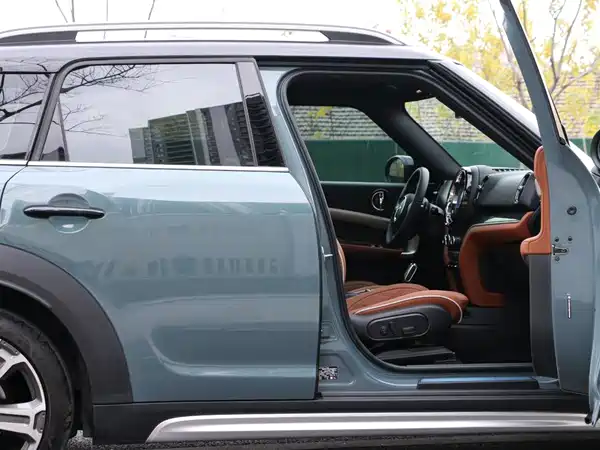 MINI COUNTRYMAN 2023, фото 25