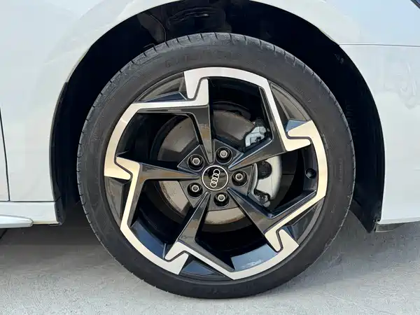 Audi A3 2023, фото 26