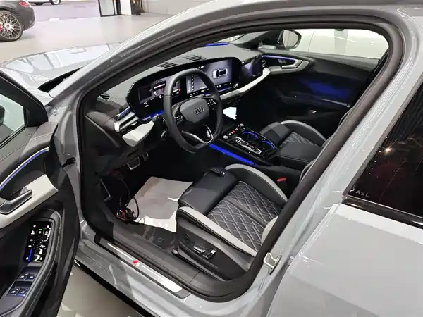 Audi A5L 2025, фото 12