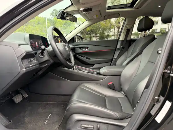 Honda Accord 2023, фото 14