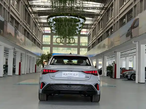 Audi A3 2025, фото 6