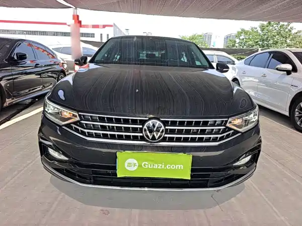 Volkswagen Magotan 2025, фото 2