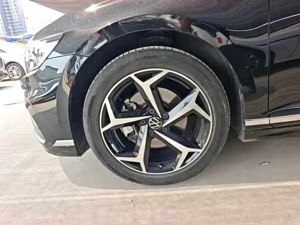 Volkswagen Magotan 2025, фото 22