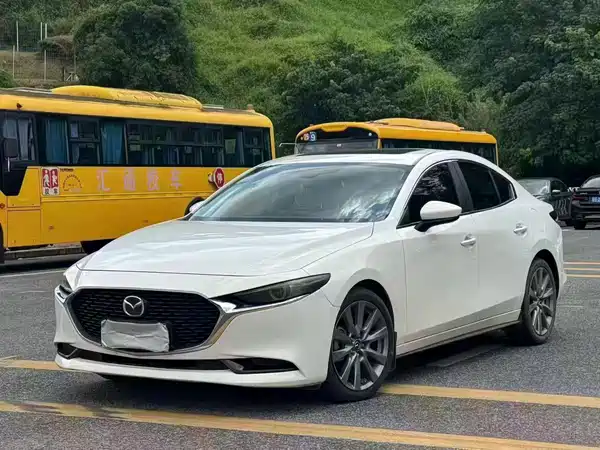Mazda 3 2021