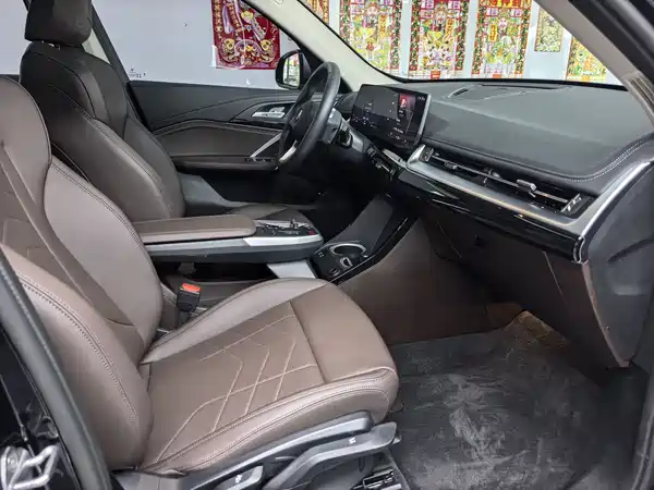 BMW X1 2023, фото 8