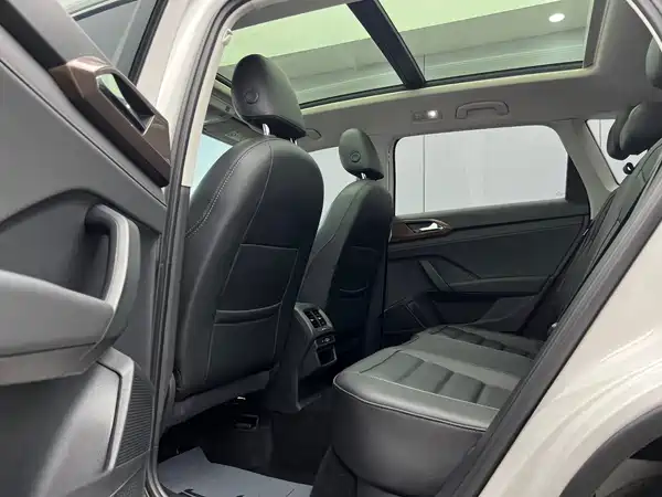 Volkswagen Tharu 2022, фото 8