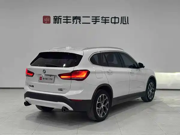 BMW X1 2022, фото 3