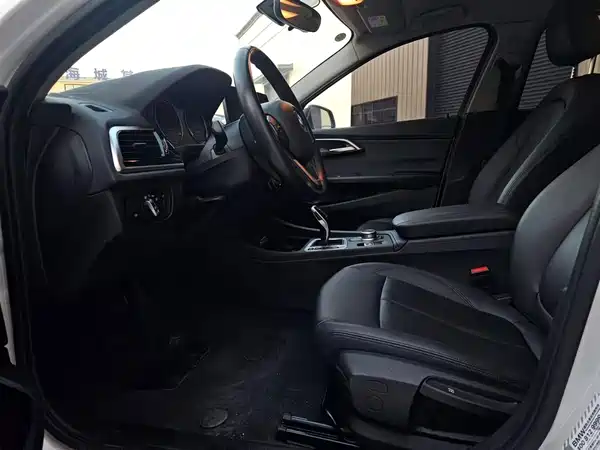 BMW 1 Series 2021, фото 4