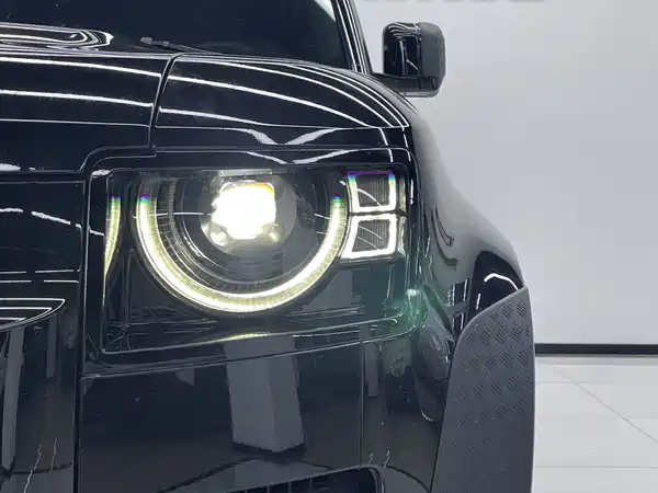 Land Rover Defender 2023, фото 27