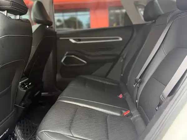 Geely Emgrand 2022, фото 11