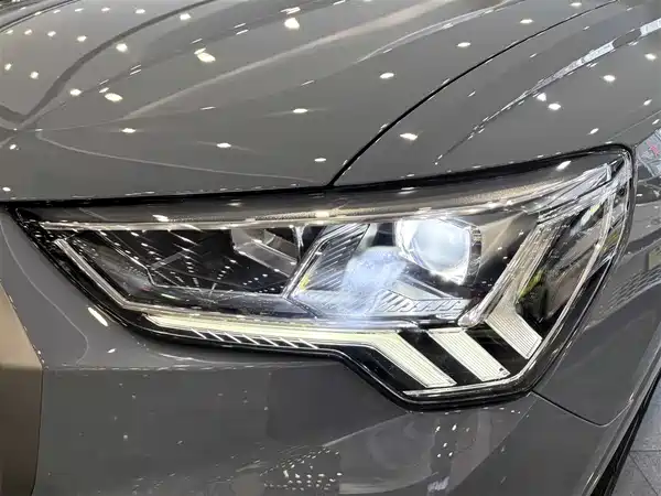 Audi Q3 2022, фото 11