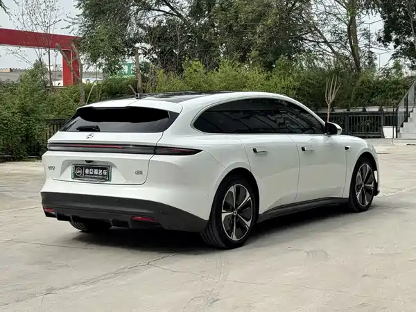 NIO ET5T 2024, фото 22