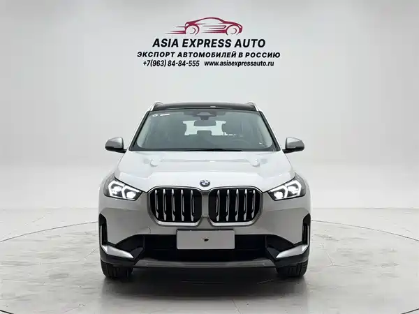 BMW X1 2023, фото 2