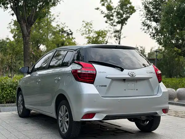 Toyota Yaris 2022, фото 4