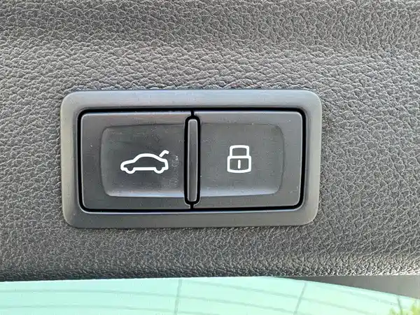 Audi Q3 2022, фото 6