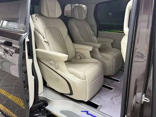 Buick GL8 2020, фото 7