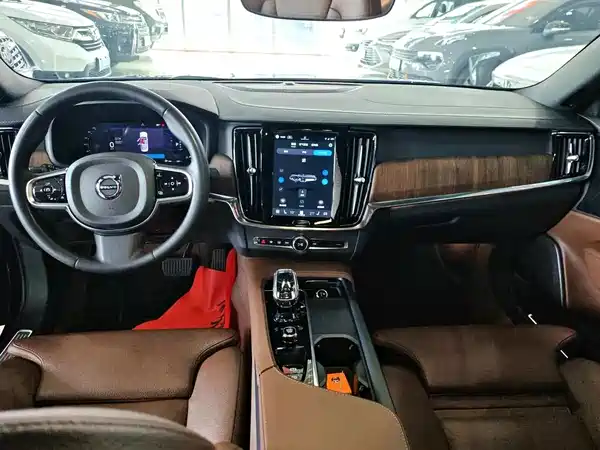Volvo S90 2024, фото 9