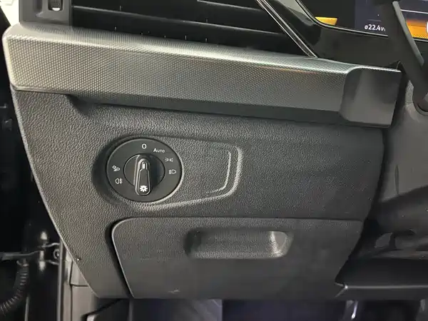 Volkswagen Passat 2023, фото 16