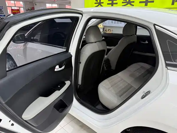 Kia K3 2023, фото 18