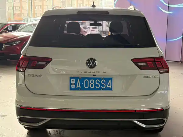 Volkswagen Tiguan L 2023, фото 6