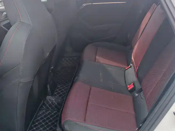 Audi A3 2023, фото 12