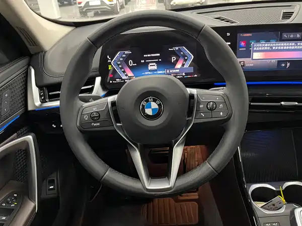BMW X1 2023, фото 13