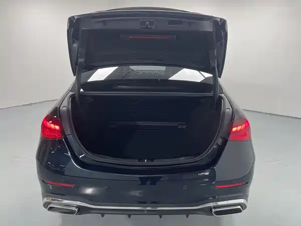 Mercedes-Benz C-Class 2024, фото 18