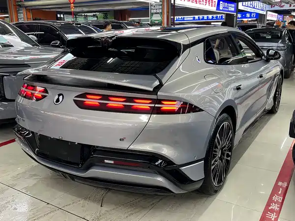 Denza Z9 GT 2024, фото 6
