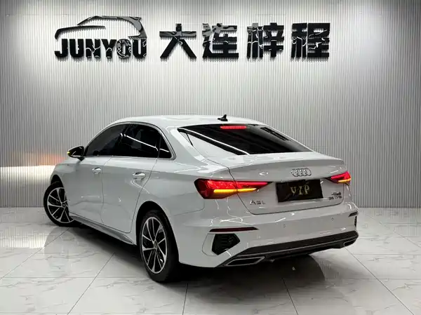 Audi A3 2022, фото 6