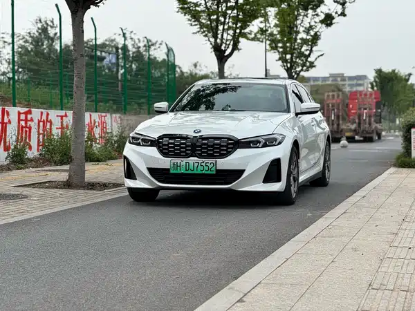 BMW i3 2022