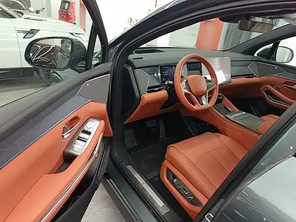 BYD Tang L 2025, фото 16