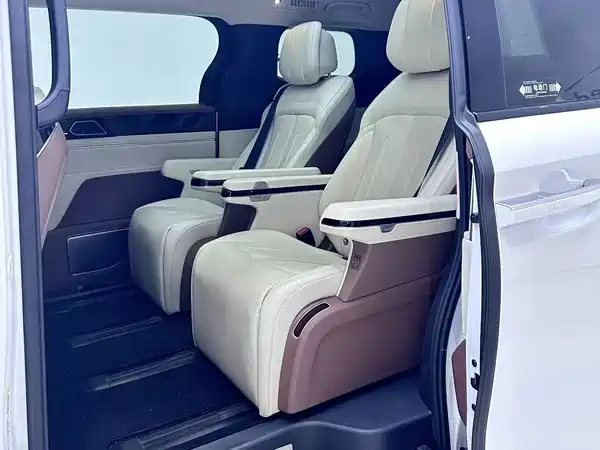 BYD Xia 2025, фото 8