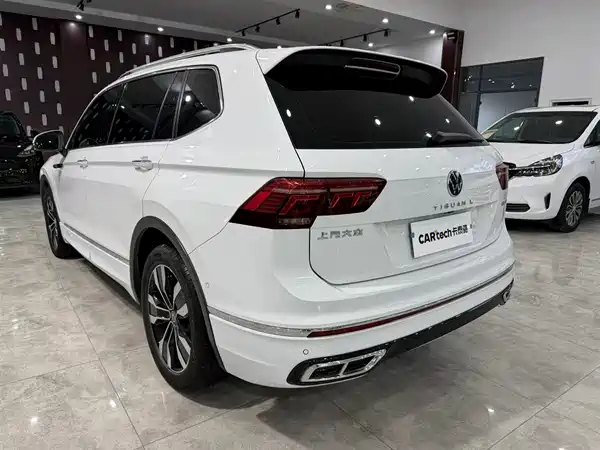 Volkswagen Tiguan L 2023, фото 6