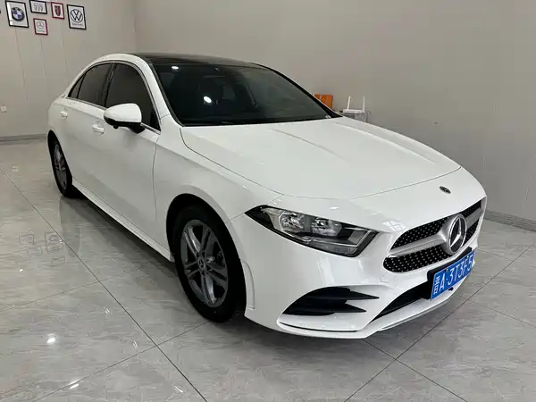 Mercedes-Benz A-Class 2022, фото 3